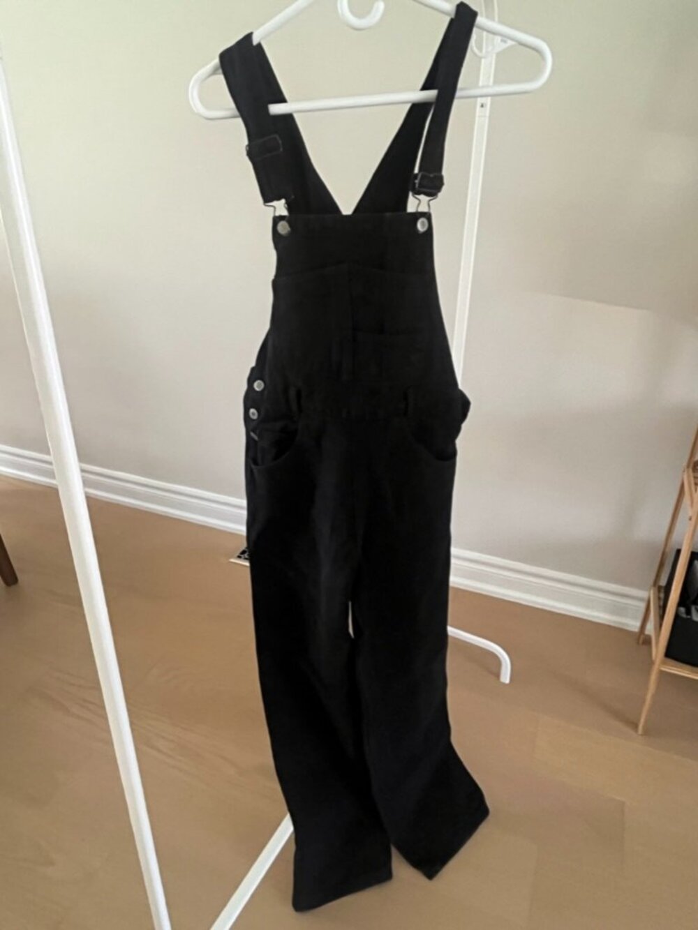 Brandy Melville Black Denim Hayley Straight Leg Classic Overalls OS - Picture 2 of 6